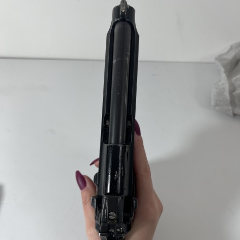 Pistolet Beretta 92 F Calibre 9mm