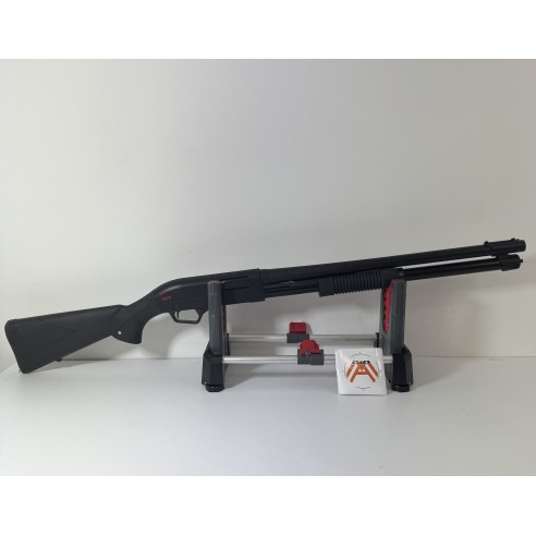 Fusil à pompe Winchester SXP canon lisse 12/76