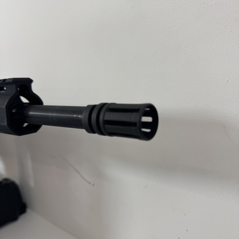 Carabine AR15 LEGACY ARMAMENT modèle UT223...