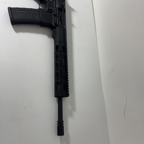 Carabine AR15 LEGACY ARMAMENT modèle UT223...